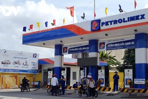 Giá xăng dầu đồng loạt giảm từ 15h00 ngày 3/10.