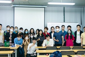 Thí sinh cuộc thi I-INVEST! 2022: Buổi workshop I-GAIN!