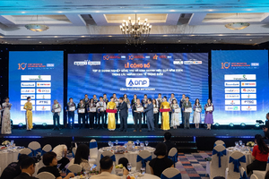 DNP Holding dẫn đầu Doanh nghiệp Đổi mới sáng tạo và Kinh doanh hiệu quả 2024 - Nhóm vật liệu xây dựng hoàn thiện