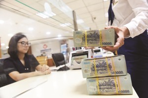 Mặt bằng lãi suất cho vay thấp sẽ hỗ trợ các doanh nghiệp phục hồi sản xuất - kinh doanh