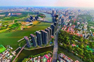 Bất động sản khu vực trung tâm ngày càng hiếm và giá tăng cao. Ảnh: Lê Toàn.