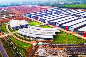 Các khu công nghiệp tại Việt Nam đang theo đuổi mục tiêu công nghệ cao. Ảnh: Lê Toàn.