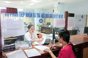 Ngành Thuế đang tiếp tục rà soát, cắt giảm, đơn giản hóa thủ tục hành chính thuế theo hướng toàn diện và hiệu quả hơn. Ảnh minh họa