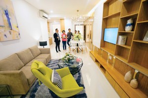 Cả chục nghìn môi giới bất động sản đã quay trở lại thị trường.