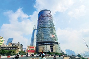 Tòa nhà Saigon One Tower. Ảnh: Lê Toàn.