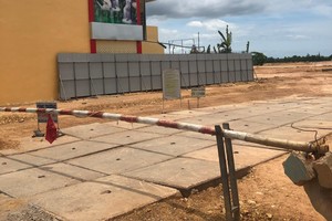 Dự án khu nhà ở thương mại phía Tây Mương Phóng Thủy tại TP Đồng Hới bị ảnh hưởng tiến độ do chậm giải phóng mặt bằng.