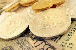 Qua ngày Thần Tài, vàng giảm mạnh trở lại