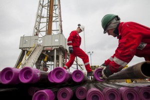 Ước mơ sản xuất dầu đá phiến của châu Âu khó thành hiện thực