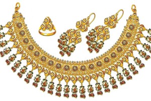 Giá vàng và USD trong nước cùng tăng mạnh