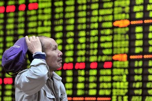 Chứng khoán Trung Quốc không ngừng tụt dốc