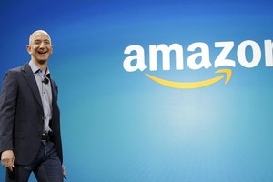 Ông chủ Amazon vượt Carlos Slim trở thành người giàu thứ 4 thế giới