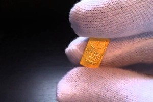 Giá vàng ngày 29/3: Nóng lòng đợi tin tốt