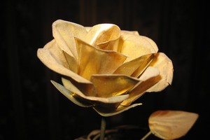 Giá vàng ngày 7/4: Tăng vọt trở lại