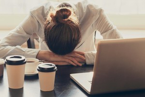 Thế hệ trẻ Nhật Bản, Trung Quốc tin rằng sẽ phải làm việc tới lúc chết