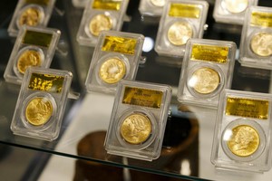 Giá vàng ngày 31/8: Giá vàng SJC giảm mạnh