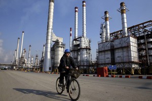 Iran sẵn sàng bơm nhiều dầu hơn nữa