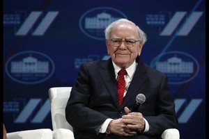 Warren Buffett lại là người chiến thắng năm 2016