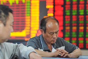 Chứng khoán Việt Nam “sập sàn”, còn châu Á bán tháo mạnh nhất kể từ 2016