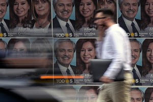 Argentina đối diện thời khắc “sinh tử”, liệu có lần thứ 3 vỡ nợ?