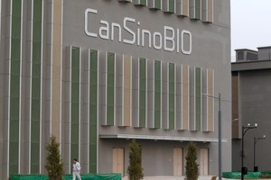 Trung Quốc cấp phép cho vắc xin Covid-19 đầu tiên