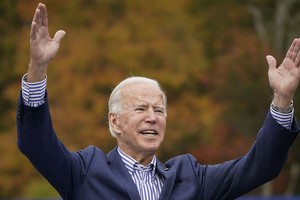 Bầu cử Tổng thống Mỹ: Quá trình chuyển giao quyền lực ra sao?