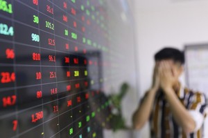 Bloomberg: Force Sell khiến Việt Nam thành thị trường giảm mạnh nhất thế giới