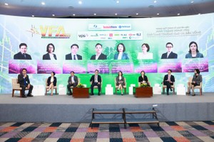 Toàn cảnh phiên thảo luận. Ảnh: Chí Cường