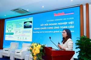Bà Nguyễn Thị Thanh Tâm, Trưởng ban Phát triển bền vững Prime Group, thành viên Tập đoàn SCG trình bày tại Hội thảo. Ảnh: Chí Cường