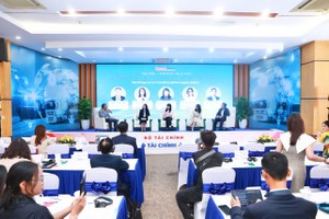 Toàn cảnh phiên thảo luận. Ảnh: Chí cường