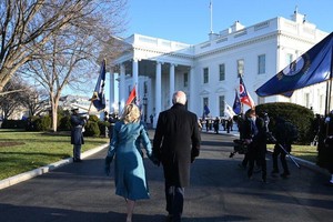 Chưa hết tuần trăng mật, thị trường tài chính đã thở phào với Tổng thống Biden