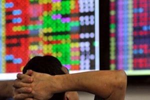 Khối ngoại bắt đầu chốt lời