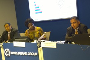 Bất cập ở khu vực doanh nghiệp nhà nước và ngân hàng lại được nhắc tới