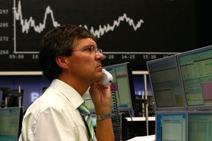 Khối ngoại hãm mạnh giao dịch, mua ròng gần 50 tỷ đồng trong phiên 1/4