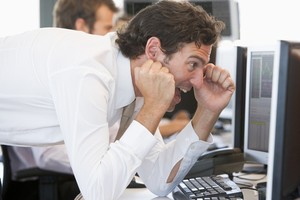 Khối ngoại tiếp tục gom SSI, bán mạnh HAG trong phiên 25/4