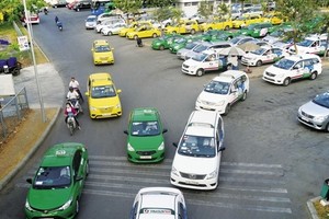 Năm 2015, doanh thu từ hoạt động kinh doanh taxi của Vinasun là 4.252 tỉ đồng, tăng gần 13%.
