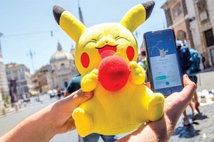 Đằng sau cơn sốt Pokemon GO