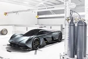 AM-RB 001- “Át chủ” bí ẩn của Aston Martin