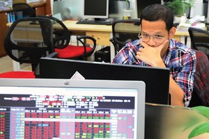 Khối ngoại gom mạnh cổ phiếu HQC trong phiên 21/10