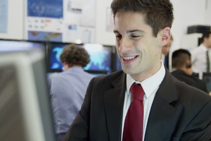 Khối ngoại bán mạnh cổ phiếu lớn trong phiên 12/9