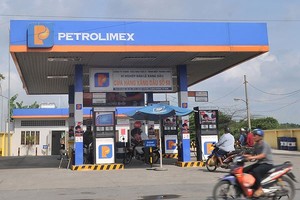 Petrolimex tiếp tục đăng ký bán 12 triệu cổ phiếu quỹ