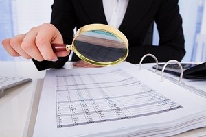 Anh em Phó tổng giám đốc Thiết bị điện (THI) bị phạt vì giao dịch chứng khoán báo cáo muộn