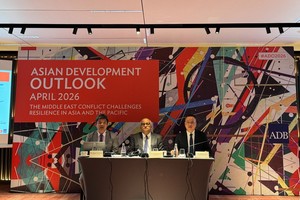 Rủi ro bên ngoài bất định hơn, ADB dự báo kinh tế Việt Nam tăng trưởng 7,2% trong năm 2026