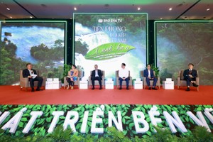 Phiên thảo luận chủ đề Động lực tăng trưởng kép thu hút sự quan tâm của doanh nghiệp. Ảnh: Đức Thanh.