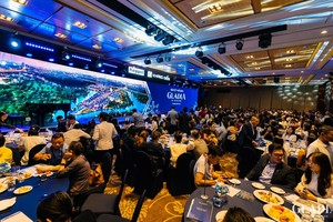 Gladia by the Waters do Keppel & Khang Điền phát triển đã ghi nhận sự tham dự của hàng trăm khách hàng và nhà đầu tư trong đợt mở bán đầu tiên.