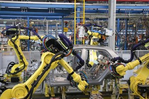 Doanh nghiệp ô tô ngoại “ngại” đầu tư nhưng lo mất phần béo bở ở thị trường Việt