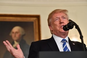 Tổng thống Mỹ Donald Trump ngày 15/11 phát biểu tại Nhà Trắng. Ảnh: AFP.