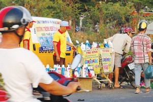 Những nơi có đông công nhân, người lao động… là điểm đến lý tưởng của hàng giả.