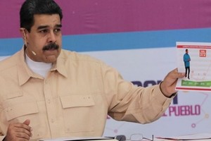 Ông Maduro công bố kế hoạch này trong chương trình TV hàng tuần. Ảnh: Reuters