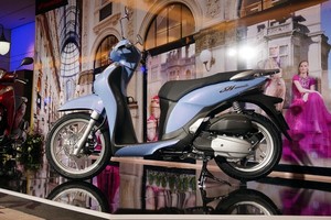 SH mode hiện bán cao hơn giá đề xuất cả chục triệu đồng. 