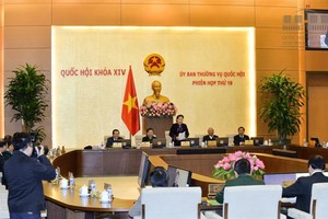 Ủy ban thường vụ Quốc hội thông qua các Nghị quyết về công tác tổ chức, nhân sự